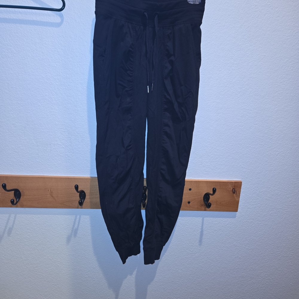 Lululemon Dance Studio Jogger Pants Size 2